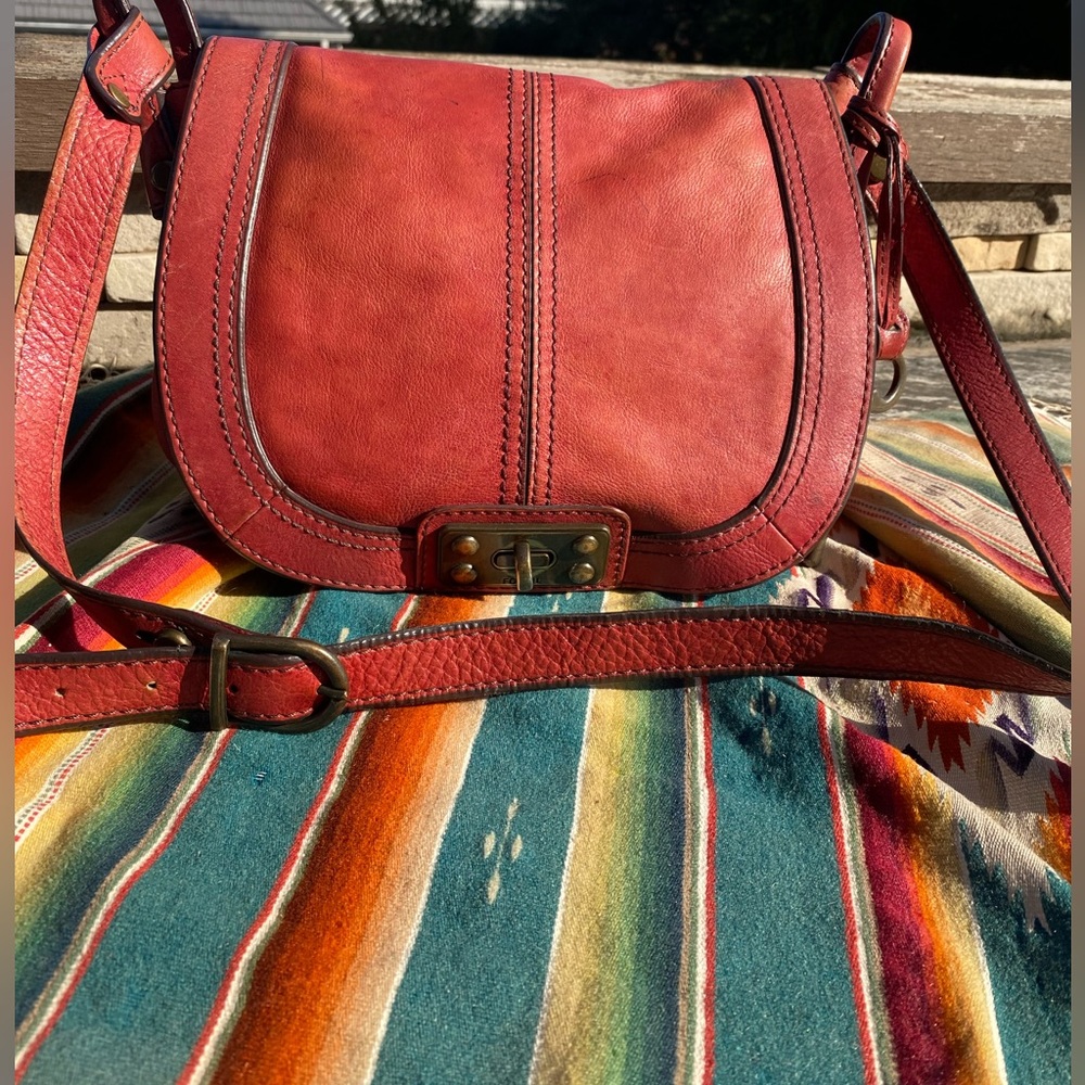 Fossil Long Live Vintage 1954 Red Leather Crossbody Bag - Picture 2 of 12